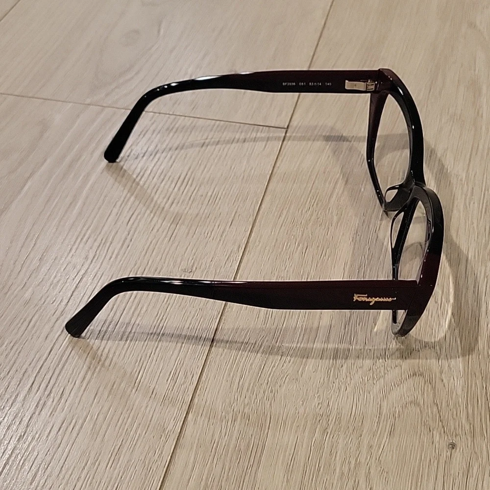 Salvatore Ferragamo SF2938 051